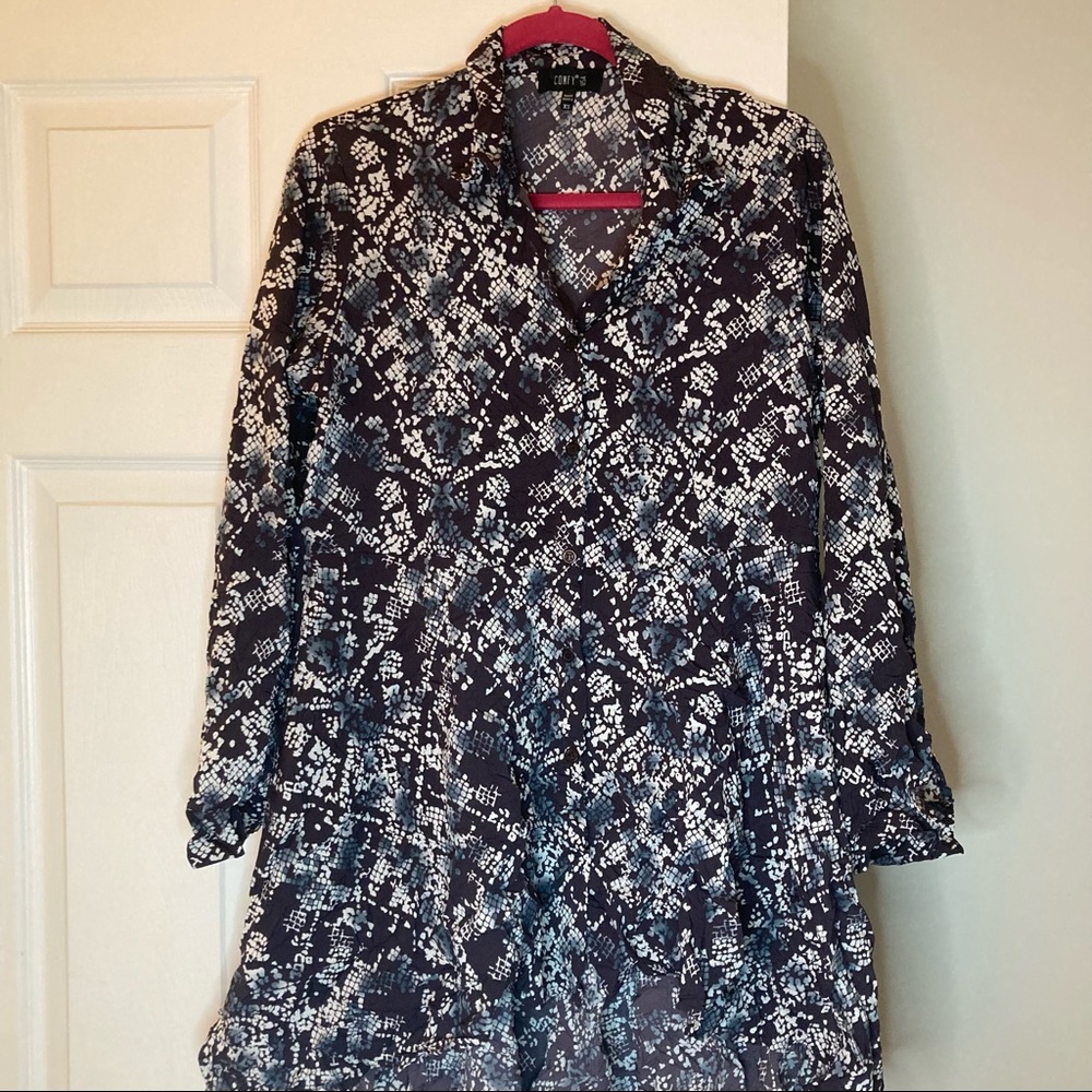 Comfy USA button up top